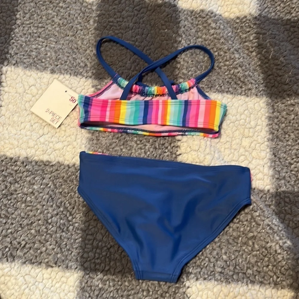 New Girl’s Rainbow Stripe Bikini Size 4/5 SPF 50+ Rashguard NWT